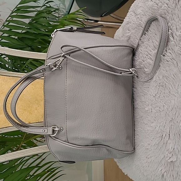 Juicy Couture Sholder/Crossbody Bag ❤️ - Picture 4 of 8